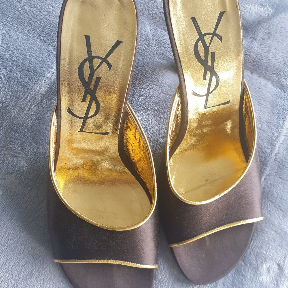 YSL Pumps in chocolate brown with gold trim